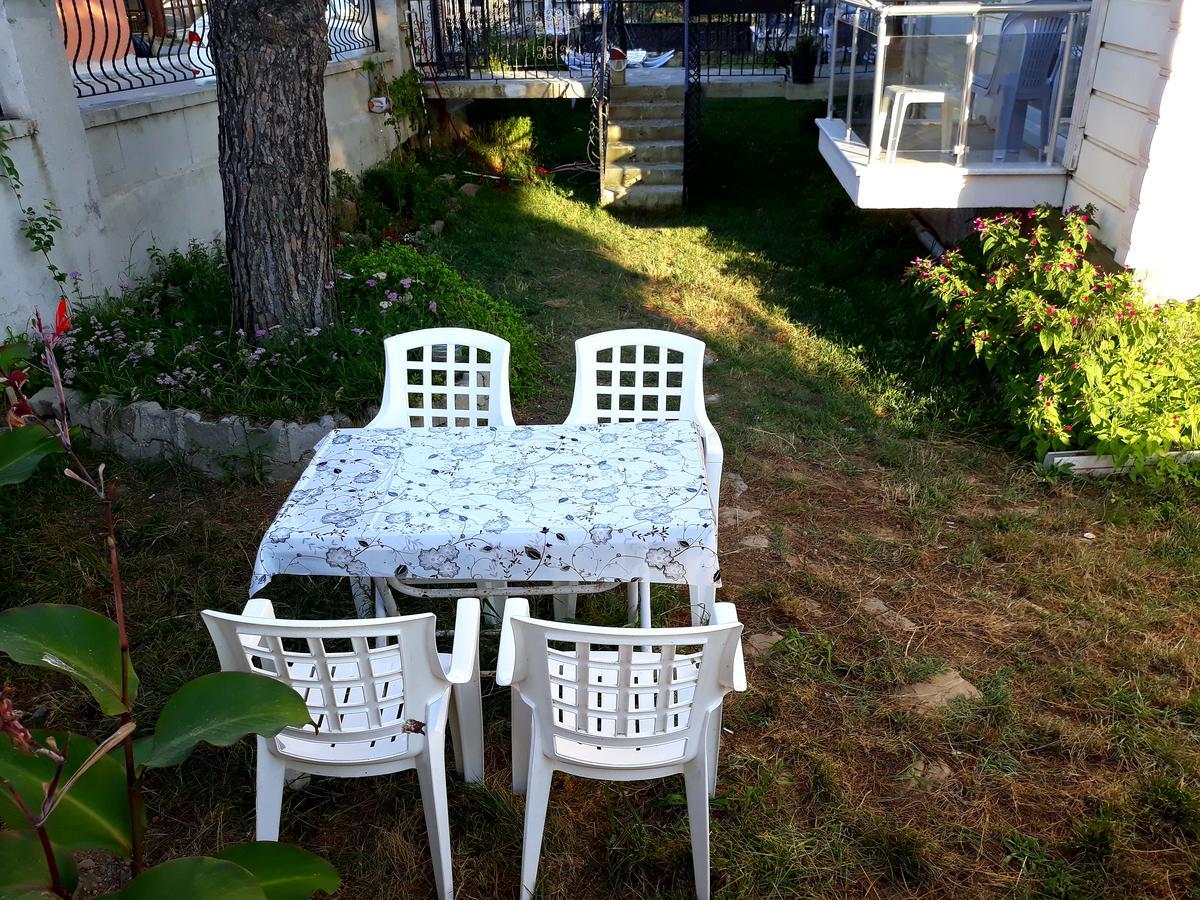 Cerit Pansiyon Gokceada Exterior photo